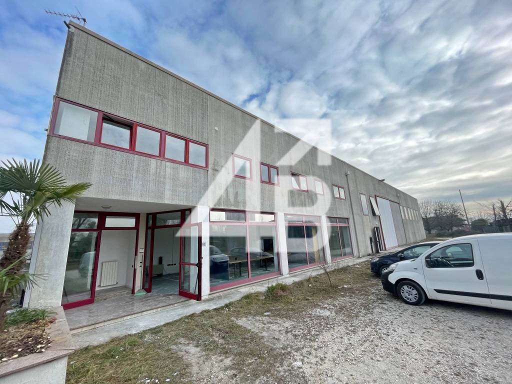 Immobile a Chiopris-viscone in Via Leonardo da Vinci, 17 - Foto 3