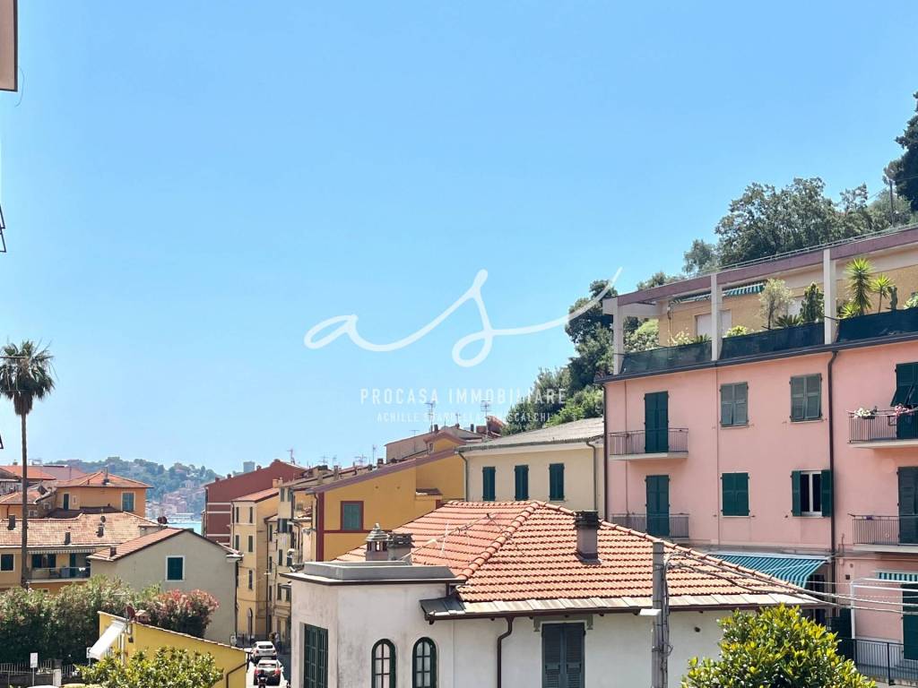 Appartamento a La spezia in Via Anita Garibaldi, 44 - Foto 2