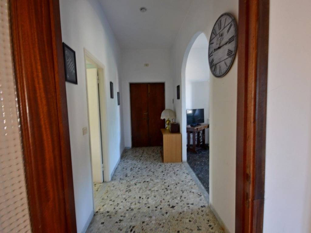 Appartamento a Marciana marina in Viale Principe Amedeo, 42 - Foto 3