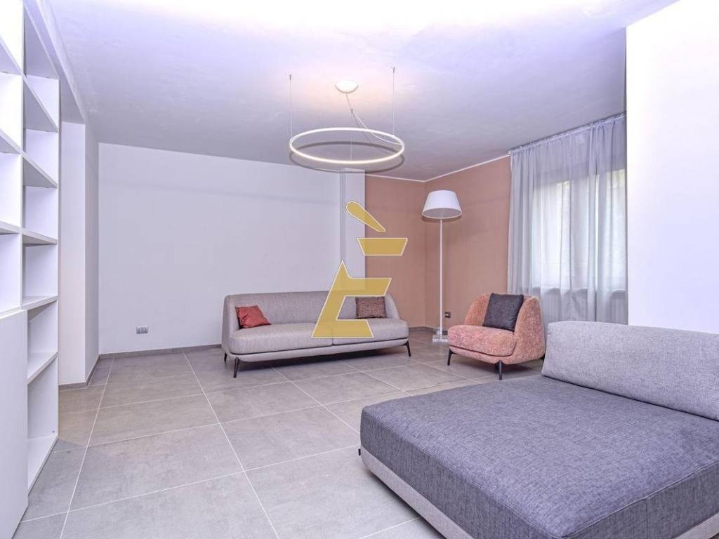 Appartamento a Valenza in VIALE VITTORIO VENETO, 12 - Foto 3