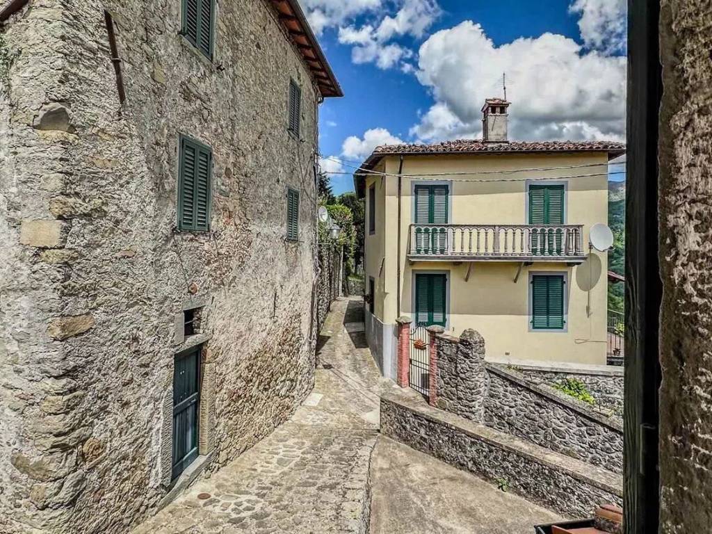 Rustico / casale a Barga in Via Del Saltello, 4 - Foto 3