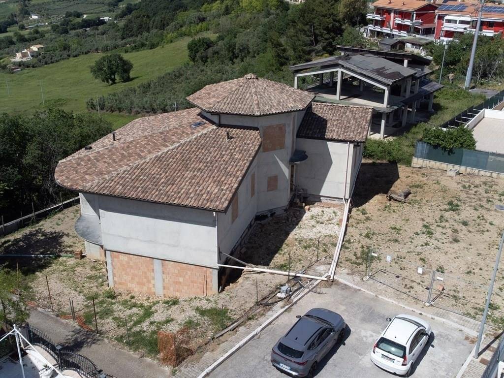 Villa a Petacciato in Via Grazia Deledda - Foto 4