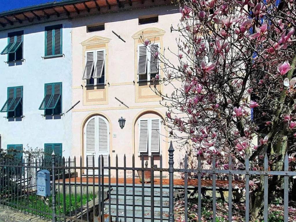 Villa a Borgo a mozzano in Strada Comunale Di Valdottavo, 1 - Foto 3