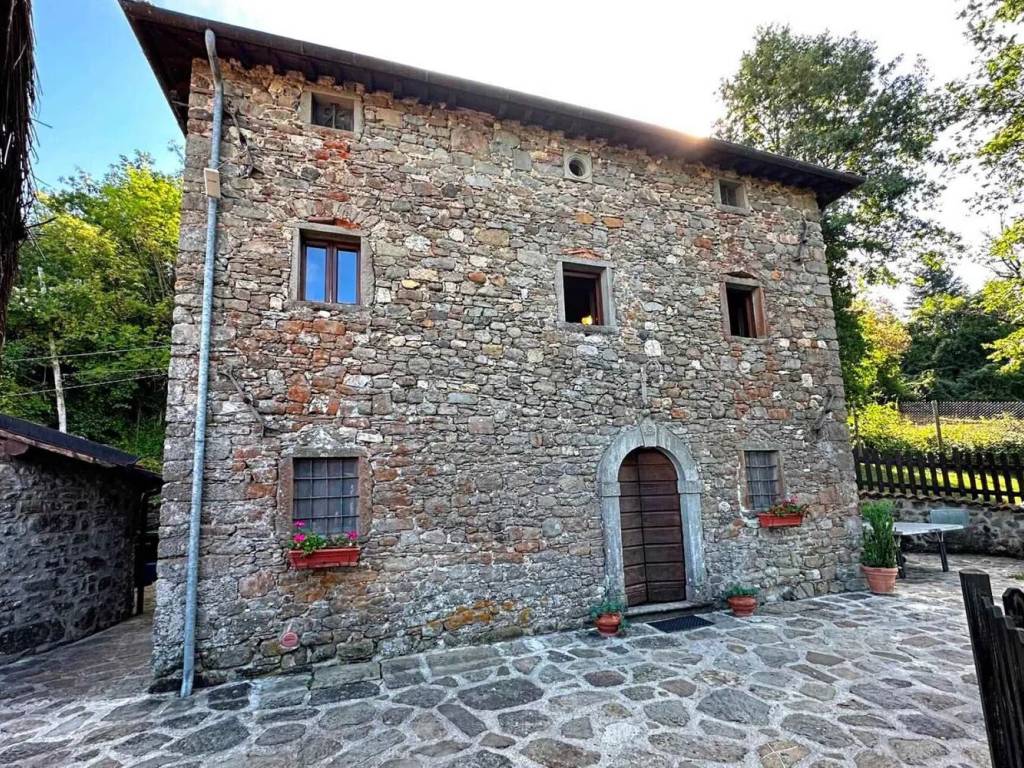 Rustico / casale a Piazza al serchio in Via Dei Colli, 4 - Foto 2