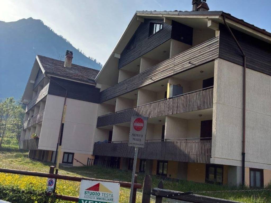 Palazzo / stabile a Pontechianale in Frazione Maddalena - Foto 2