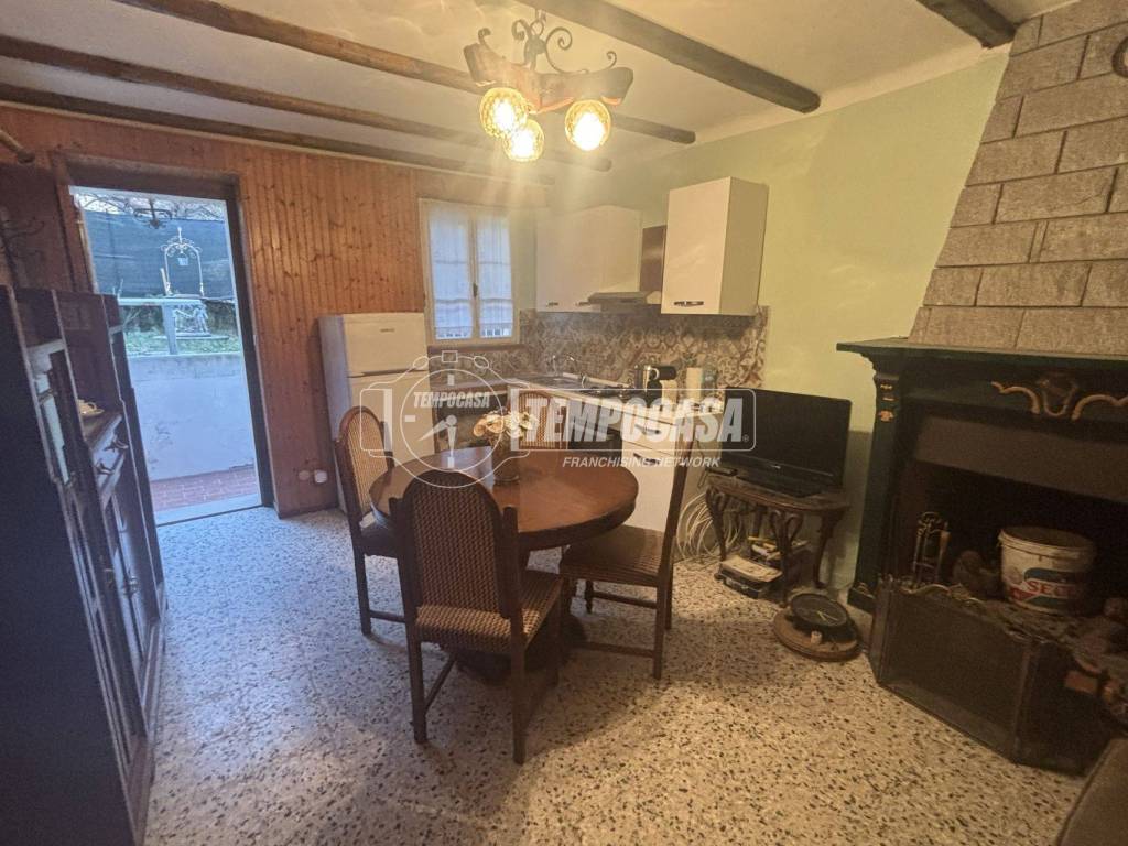 Casa indipendente a Alta valle intelvi in Via Fontanella 8 - Foto 2