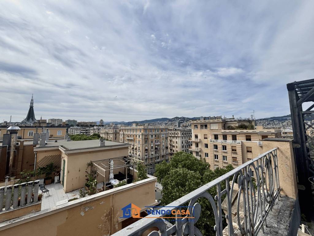 Appartamento a Genova in Via Antonio Cecchi, 2 - Foto 4