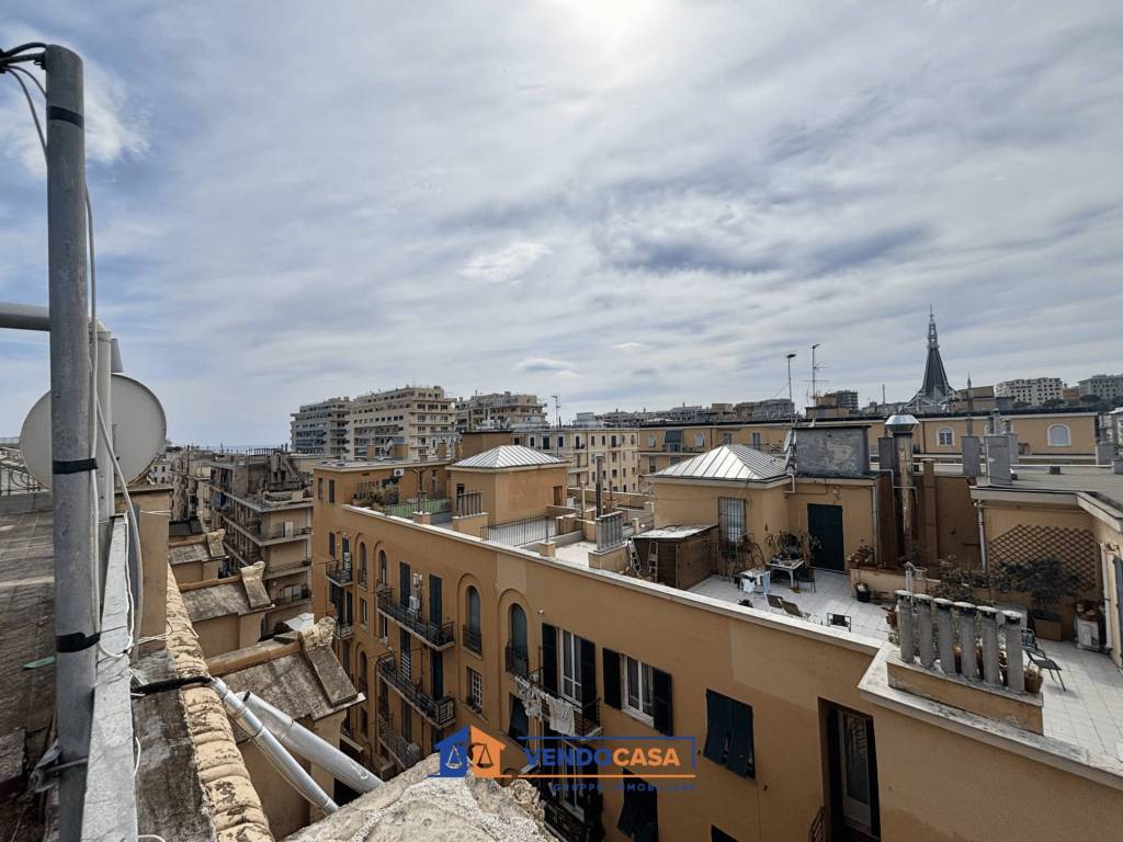 Appartamento a Genova in Via Antonio Cecchi, 2 - Foto 5