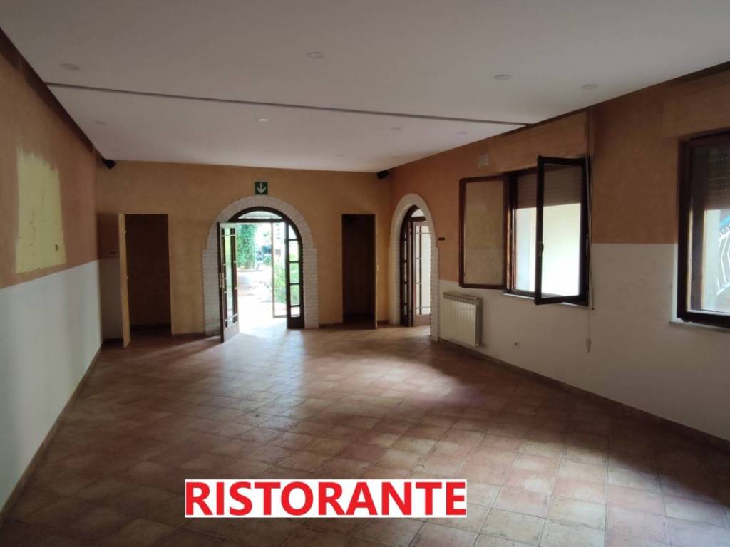 Palazzo / stabile a Poggibonsi in Via Romana, 93 - Foto 3