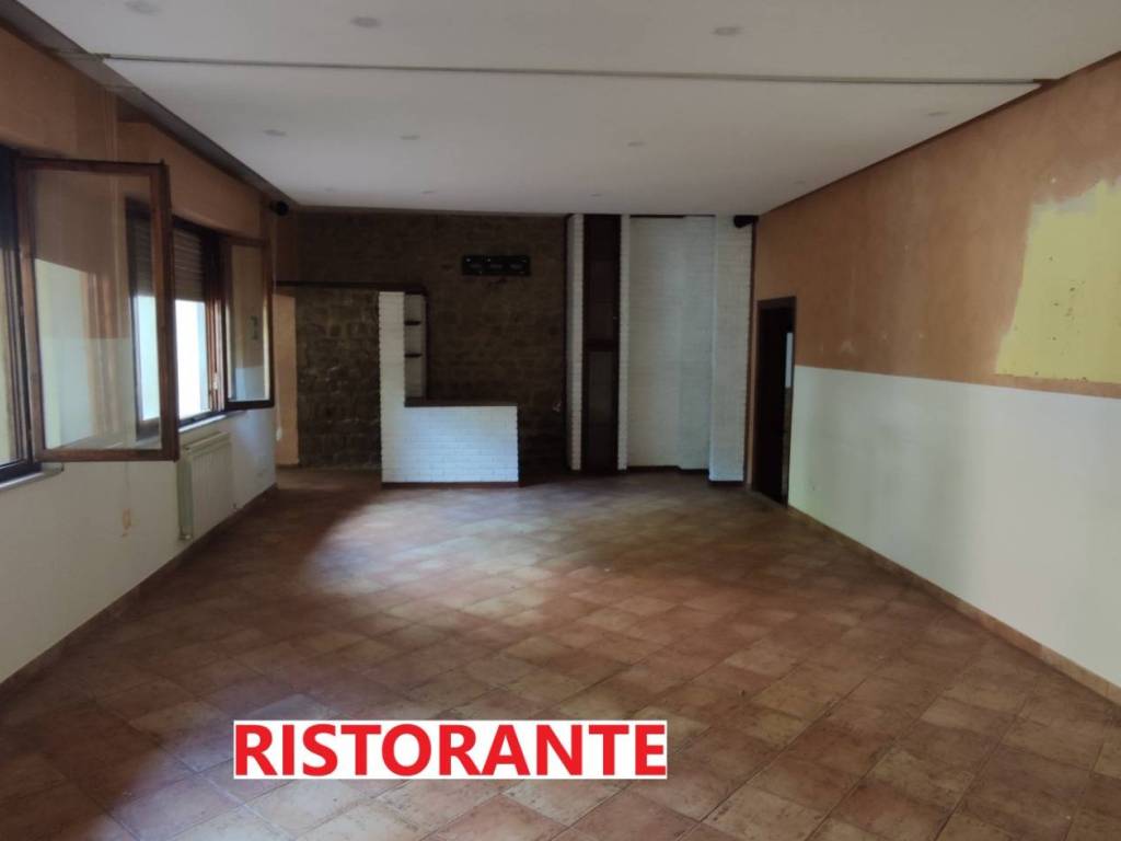 Palazzo / stabile a Poggibonsi in Via Romana, 93 - Foto 5