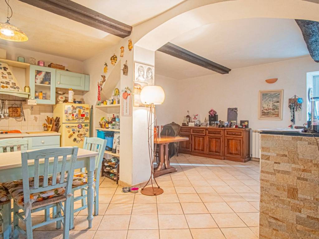 Appartamento a Sestri levante in Piazza Chiesa Santa Vittoria - Foto 4
