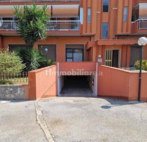 Box / garage a Battipaglia in Viale della Libertà, 10 - Foto 3
