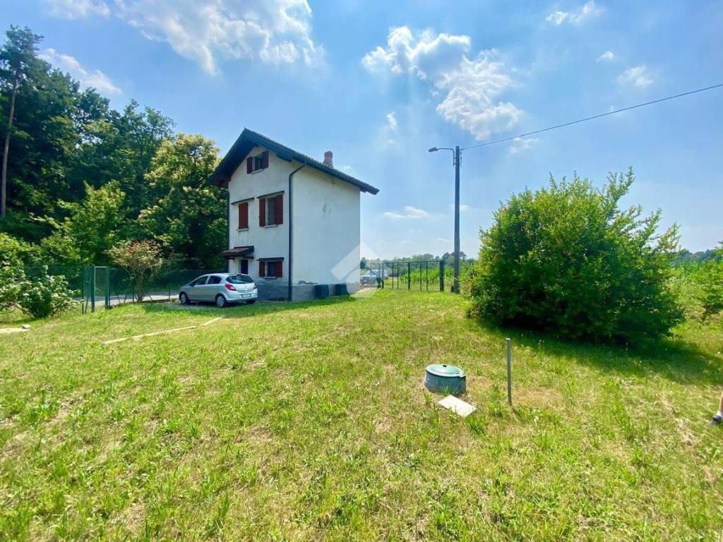 Casa indipendente a Alzate brianza in Via Papa Giovanni XXIII, 1328 - Foto 4