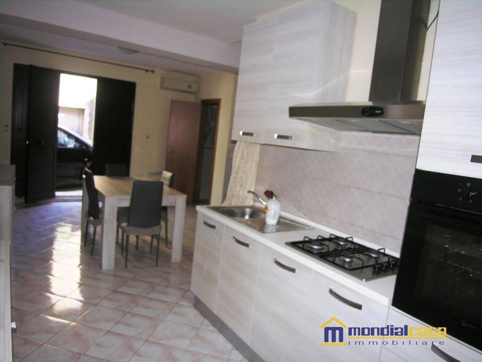 Casa indipendente a Pachino in via Roma angolo via Bixio - Foto 4