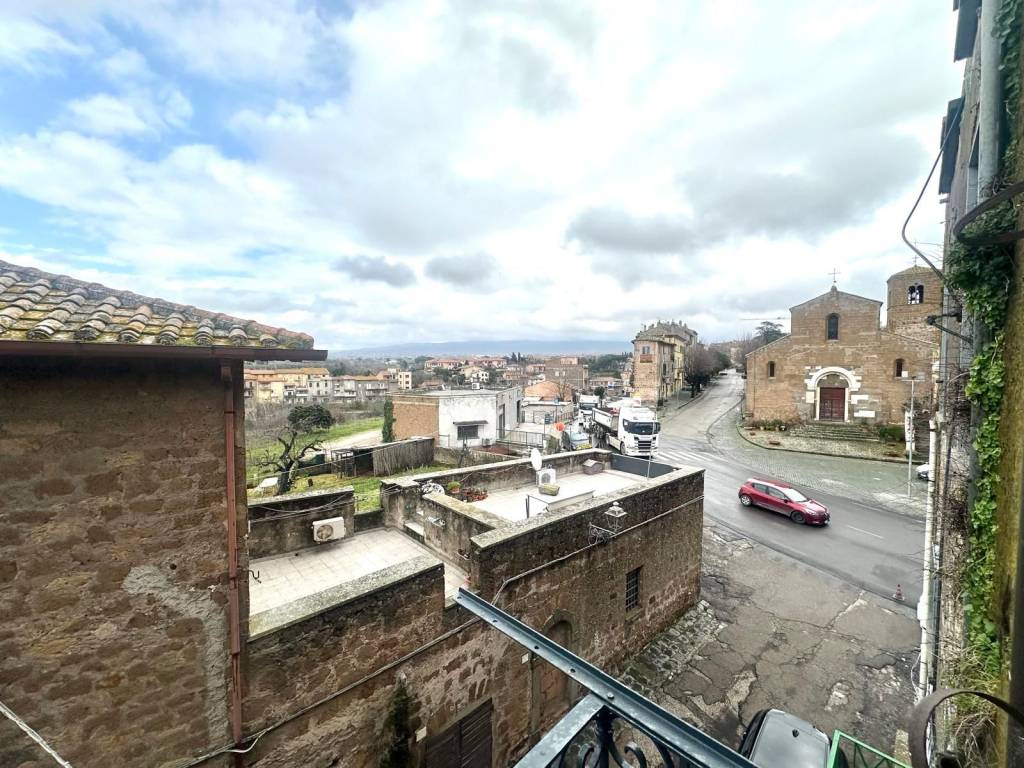 Appartamento a Vetralla in Via Borgo Castello - Foto 4