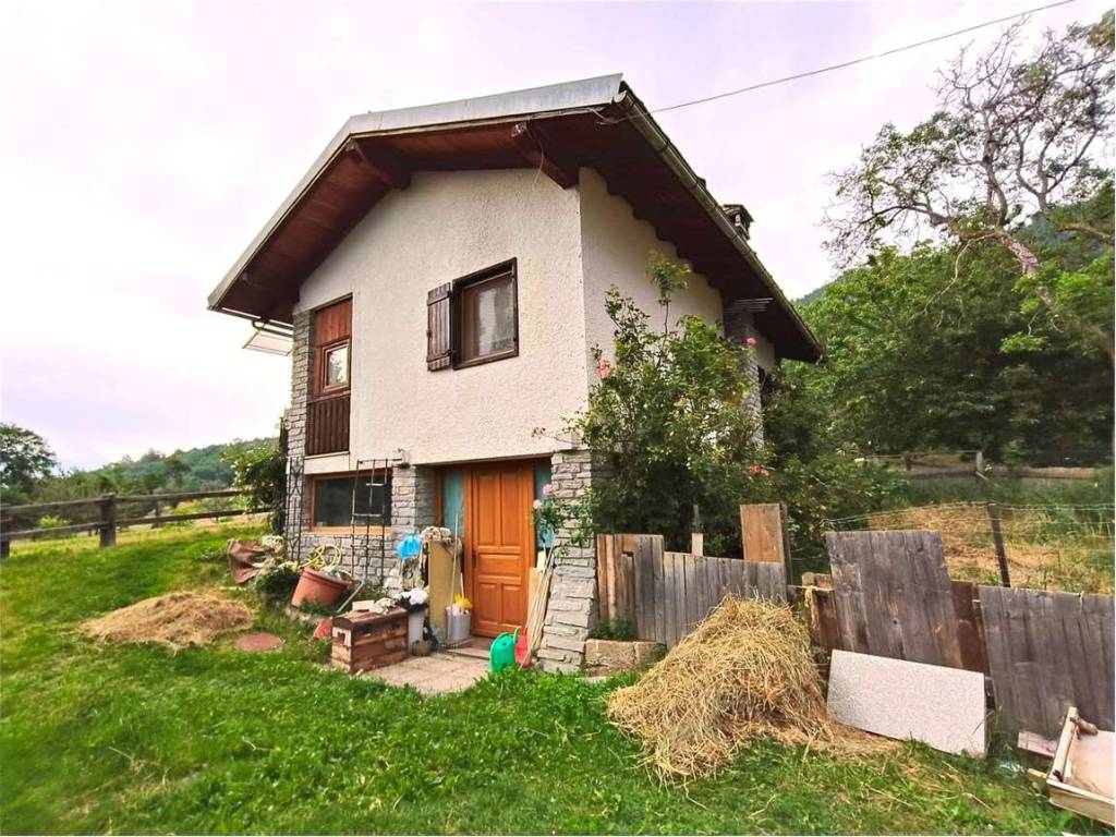 Casa indipendente a Saint-marcel in SEISSOGNE - Foto 2