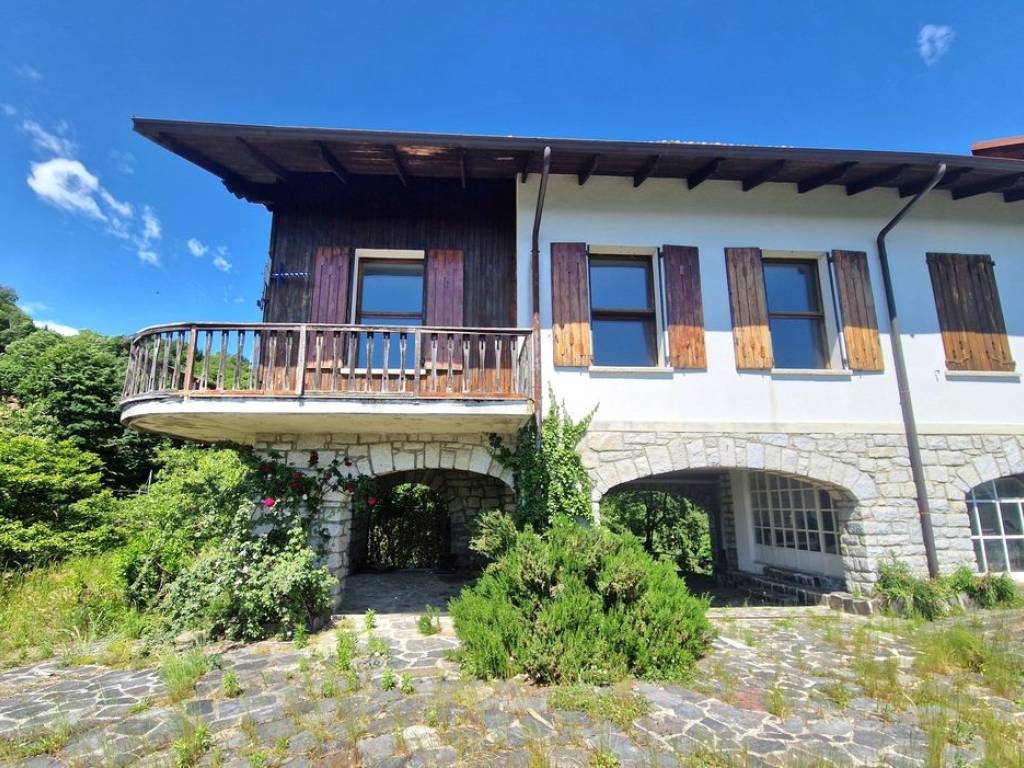 Villa a Madonna del sasso in Via Giuseppe Frua - Foto 2