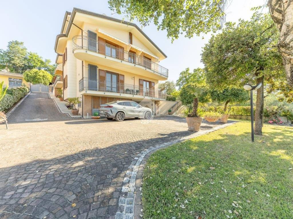 Villa a Frosinone in Via Meringo Alto, 43 - Foto 2