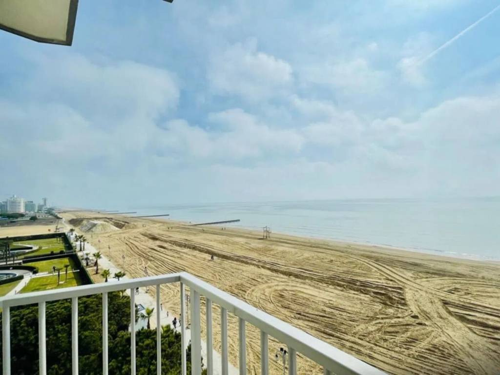 Appartamento a Jesolo in Piazza Alessandro Manzoni S.N.C. - Foto 3