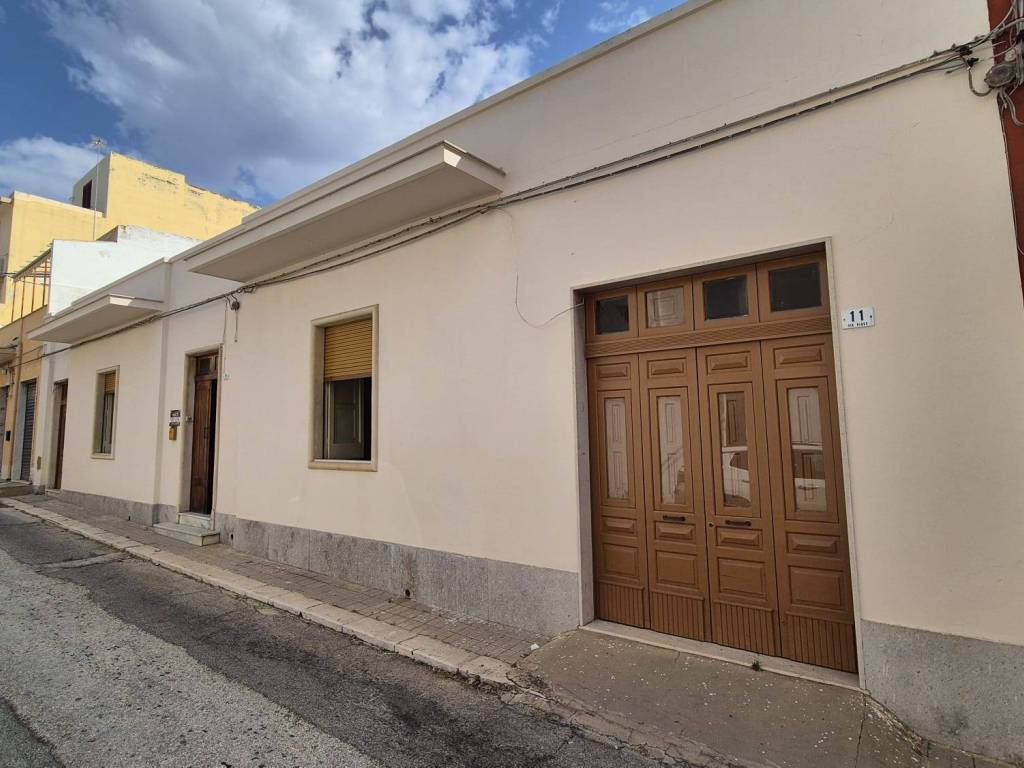 Casa indipendente a Avola in Via Piave - Foto 3