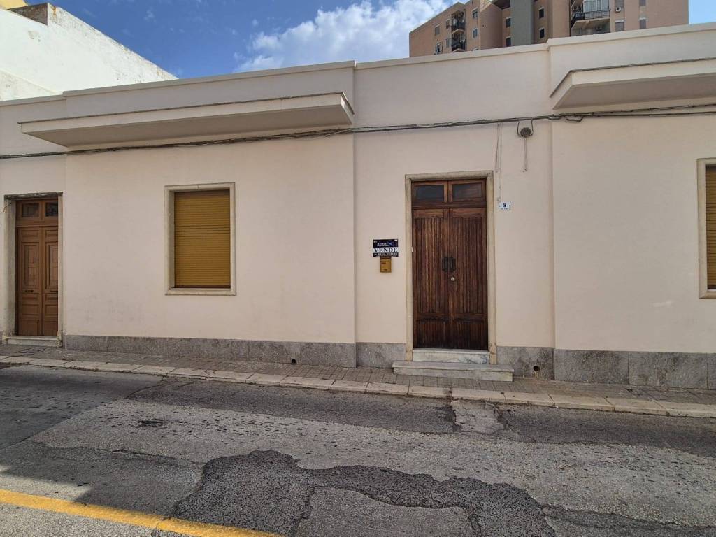 Casa indipendente a Avola in Via Piave - Foto 4