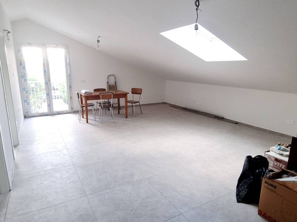 Appartamento a Riccione in Viale Luigi Angeloni - Foto 5