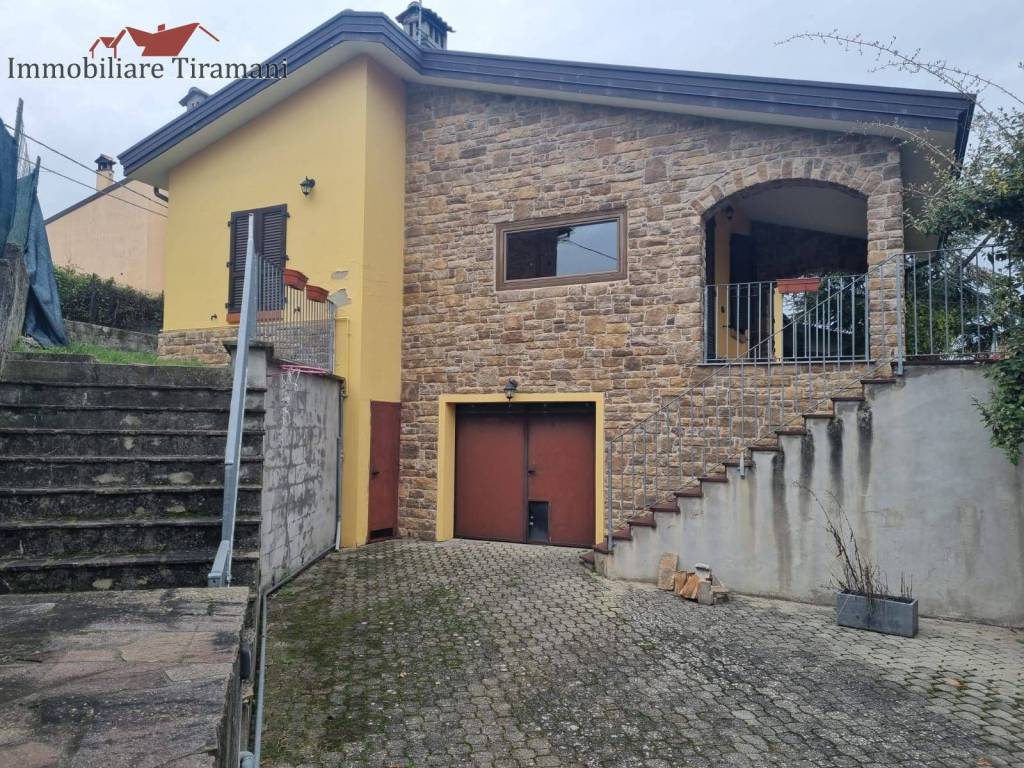 Villa a Gropparello in Gusano - Foto 4