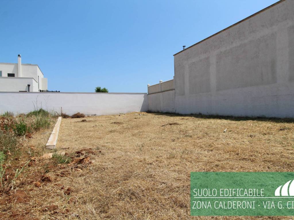 Terreno a Mesagne in Via Giuseppe Cino - Foto 2
