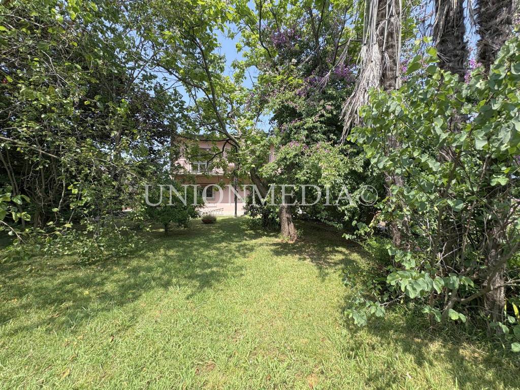 Villa a Sarzana in Viale 25 Aprile - Foto 4
