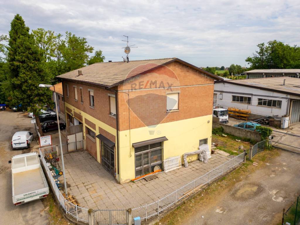 Palazzo / stabile a Cavriago in VIA DELL'INDUSTRIA, 29 - Foto 3