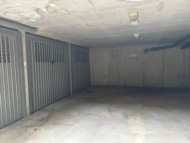 Box / garage a Olgiate comasco in Via Milano, 2 - Foto 3