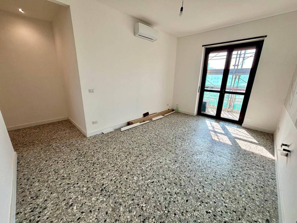 Appartamento a Alessandria in PIAZZA CARDUCCI - Foto 2