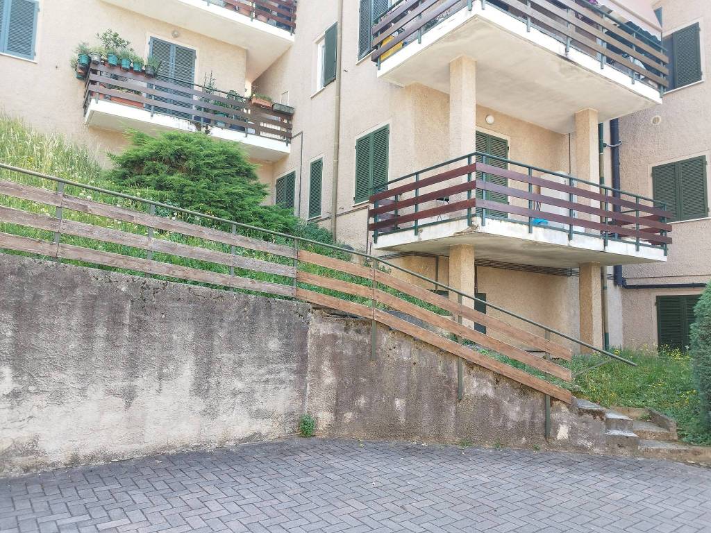 Appartamento a Missaglia in Via Sant'Apollonia - Foto 3