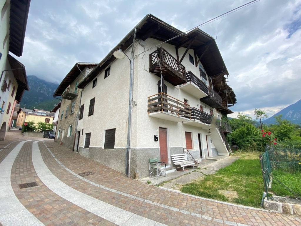 Casa indipendente a Bieno in Via Don Luigi Morelli, 3 - Foto 2
