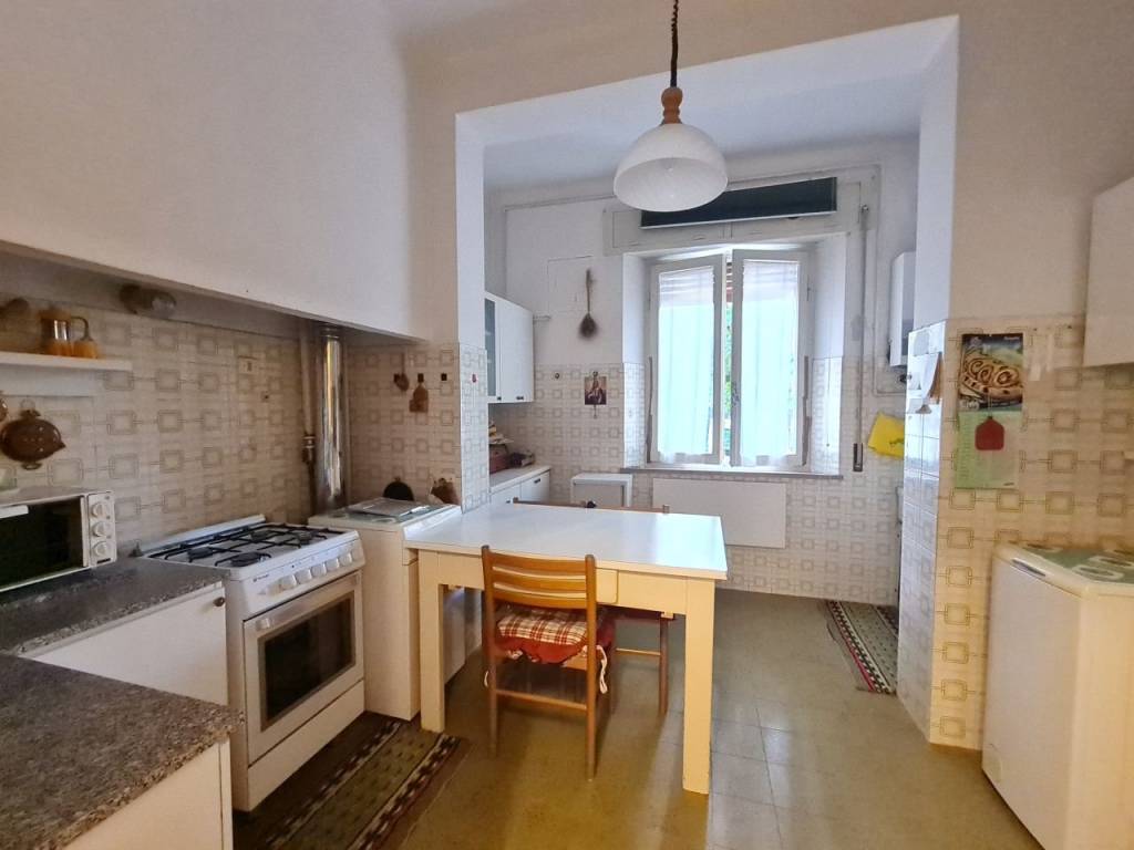 Appartamento a Jesi in Via Giuseppe Radiciotti - Foto 3