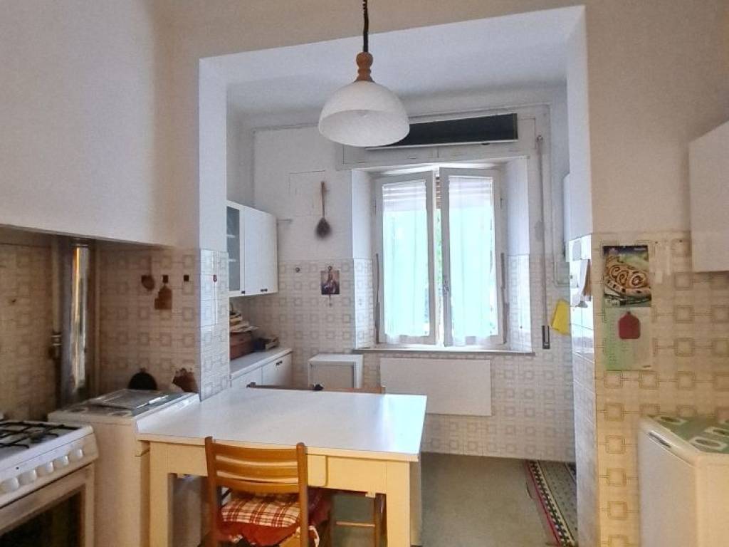Appartamento a Jesi in Via Giuseppe Radiciotti - Foto 4