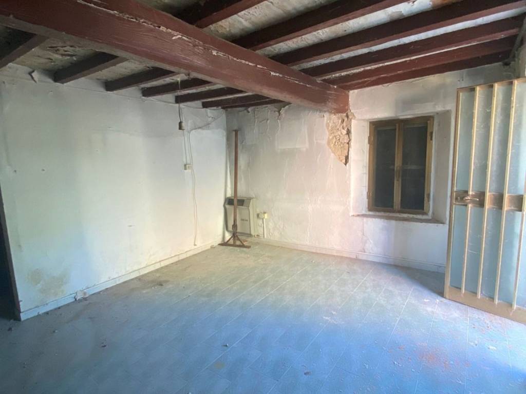 Casa indipendente a Viano in Via Ca' De Pazzi, 3 - Foto 4