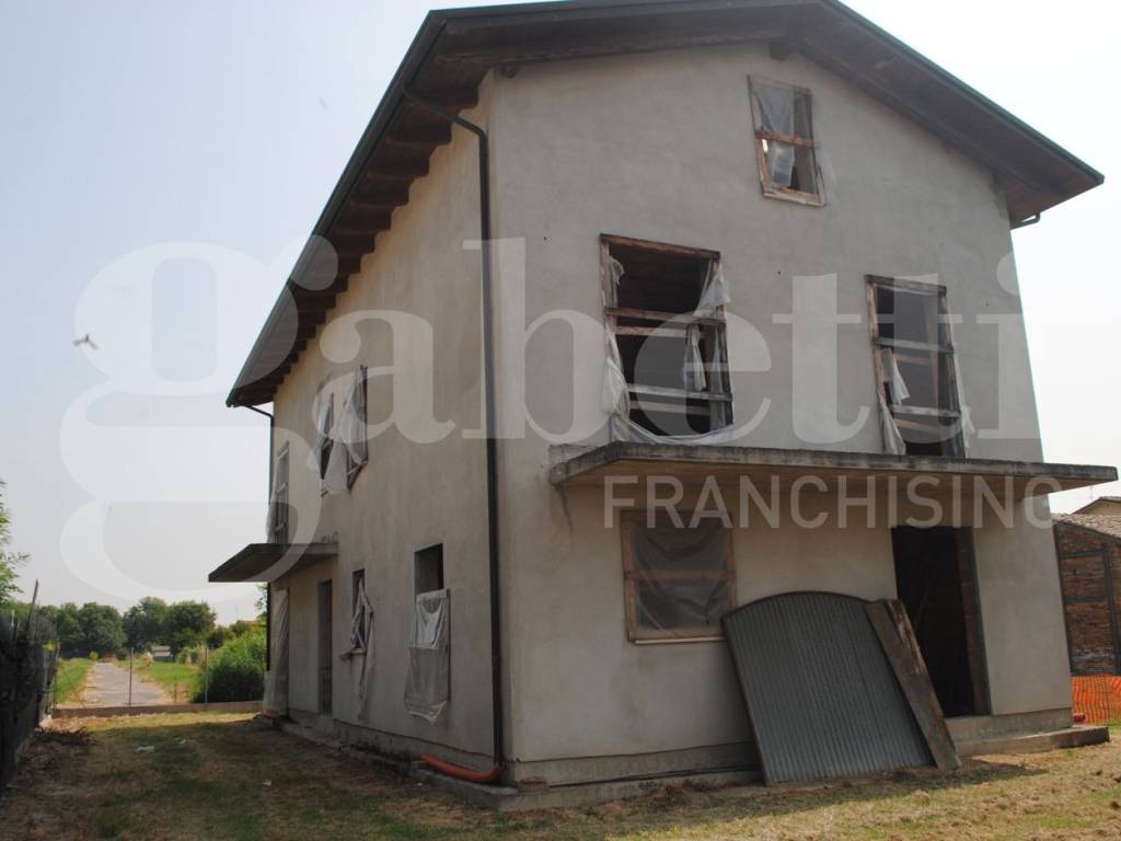 Casa indipendente a Ravenna in Via del Sagittario, 37 - Foto 2