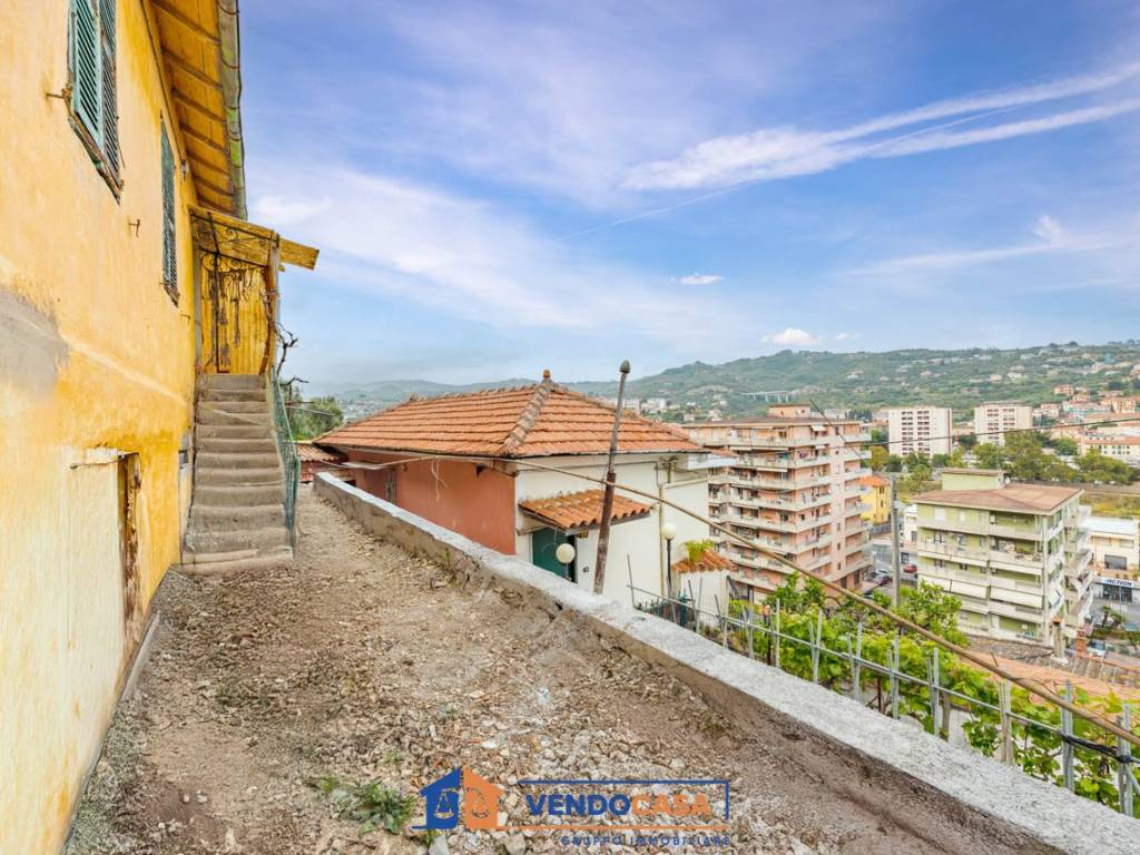 Rustico / casale a Imperia in Via Muraglione - Foto 4