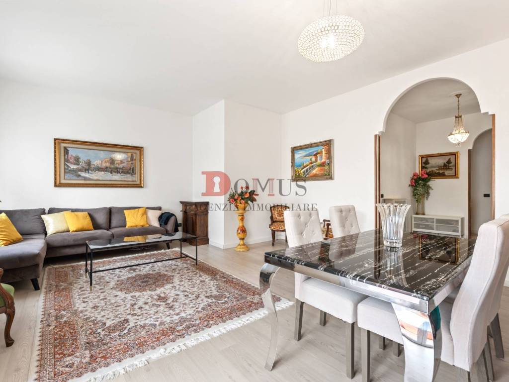 Appartamento a Verona in Via Angelo Emo, 18 - Foto 2