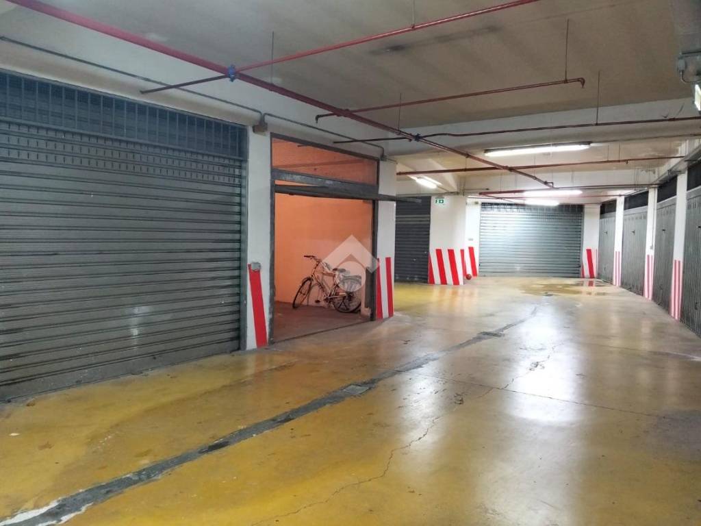 Box / garage a Avellino in Via circumvallazione - Foto 2