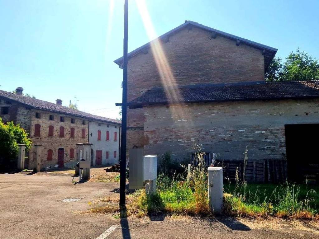 Terreno a Scandiano in Via delle Scuole - Foto 4