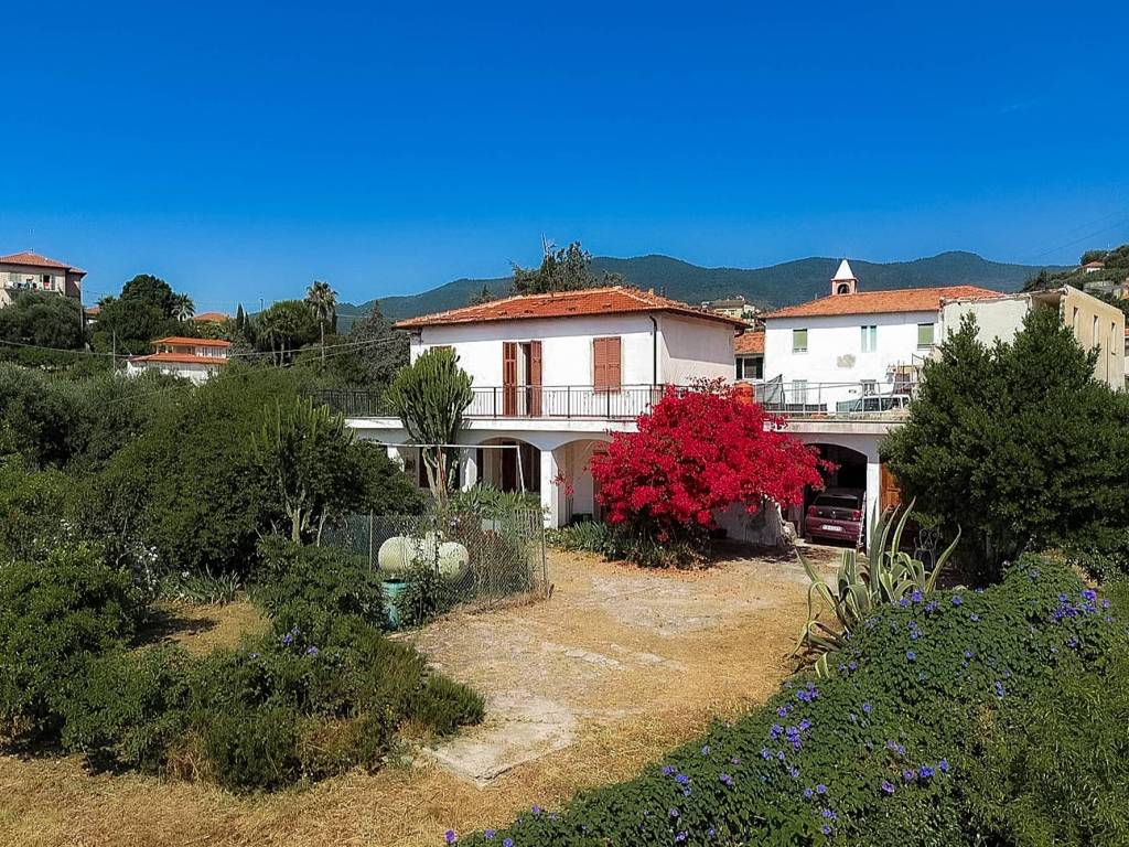 Villa a Sanremo in Strada Senatore Ernesto Marsaglia, 136 - Foto 4