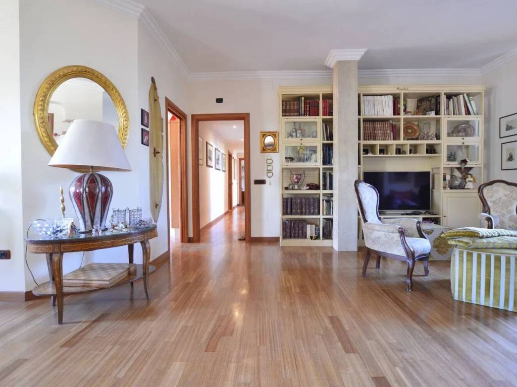 Appartamento a Cagliari in Via Macomer, 17 - Foto 3