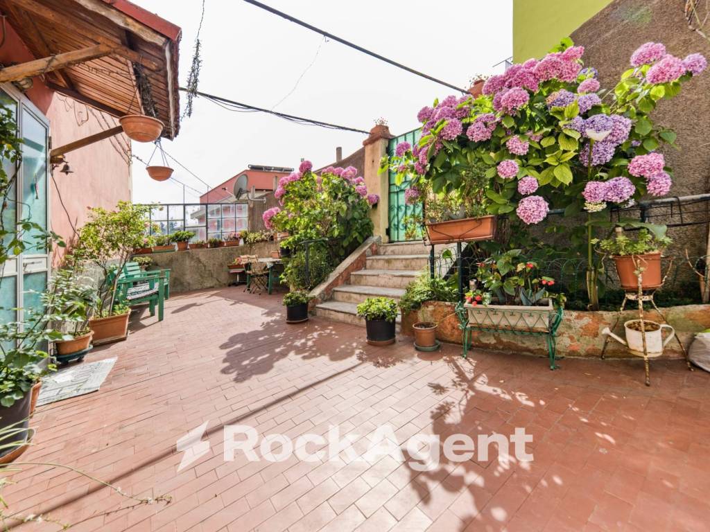 Appartamento a Genova in Via Antonietta Massuccone Mazzini, 20 - Foto 3