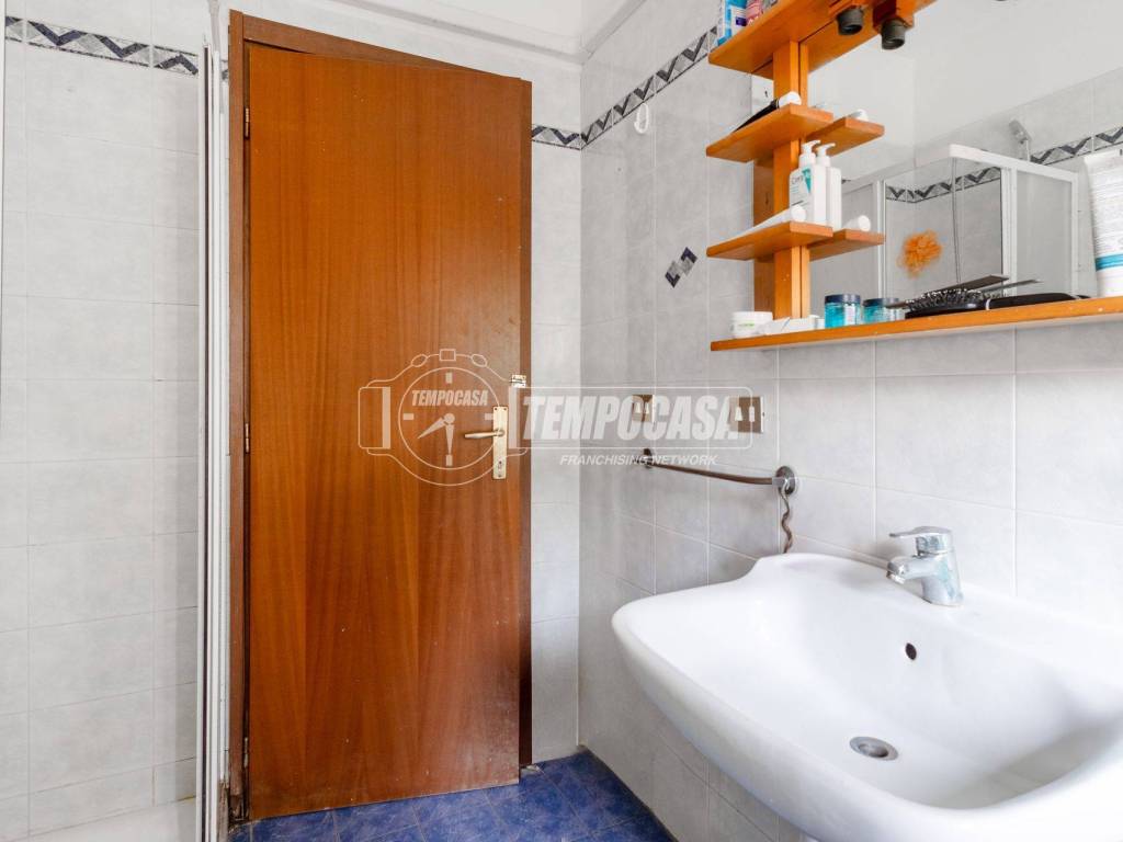 Appartamento a Reggio emilia in Via Amos Zanibelli - Foto 5