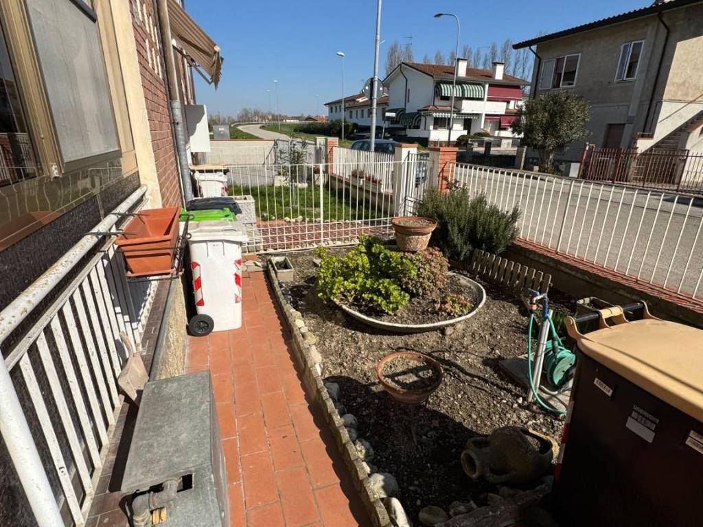 Casa indipendente a Polesella in Via Galileo Galilei, 63 - Foto 2