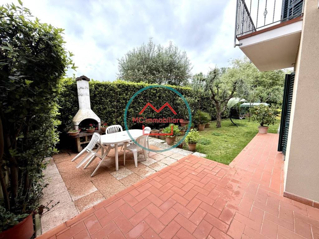 Villa a Pescia in Via della Chiesa - Foto 3