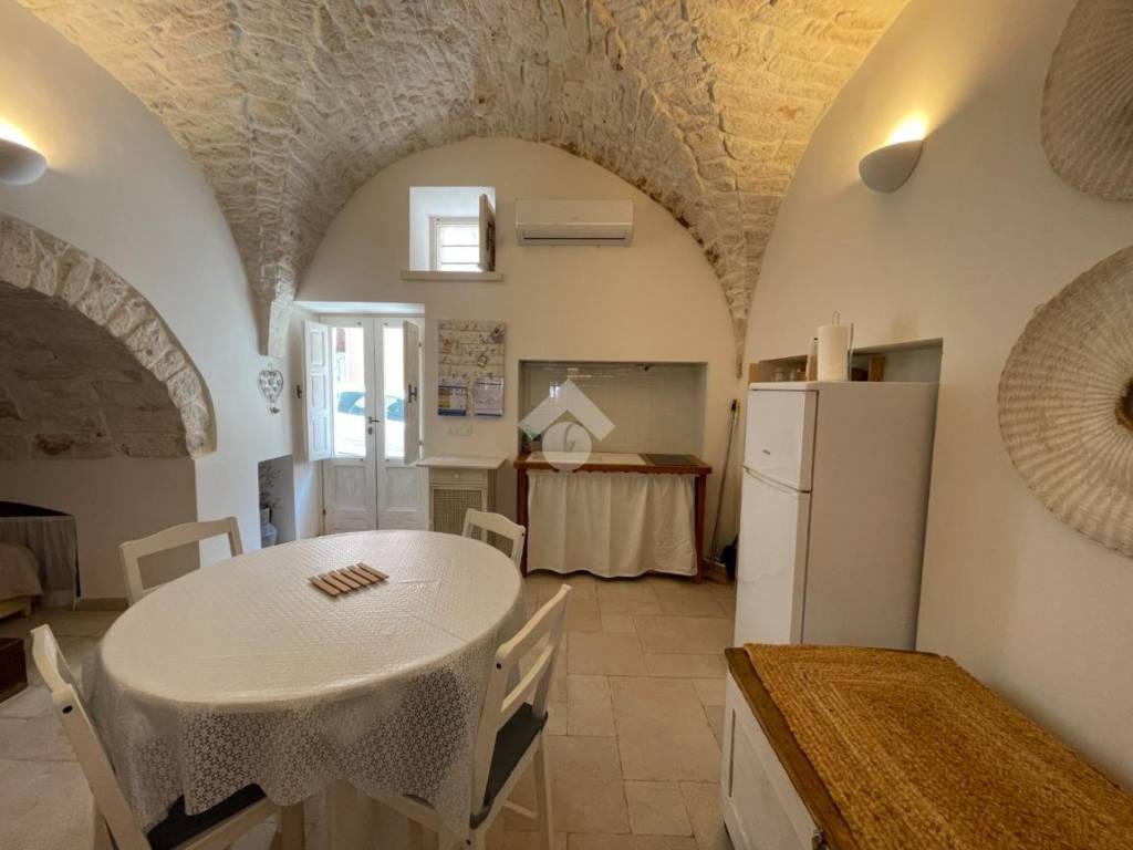 Casa indipendente a Ceglie messapica in Via Murigini, 103 - Foto 4