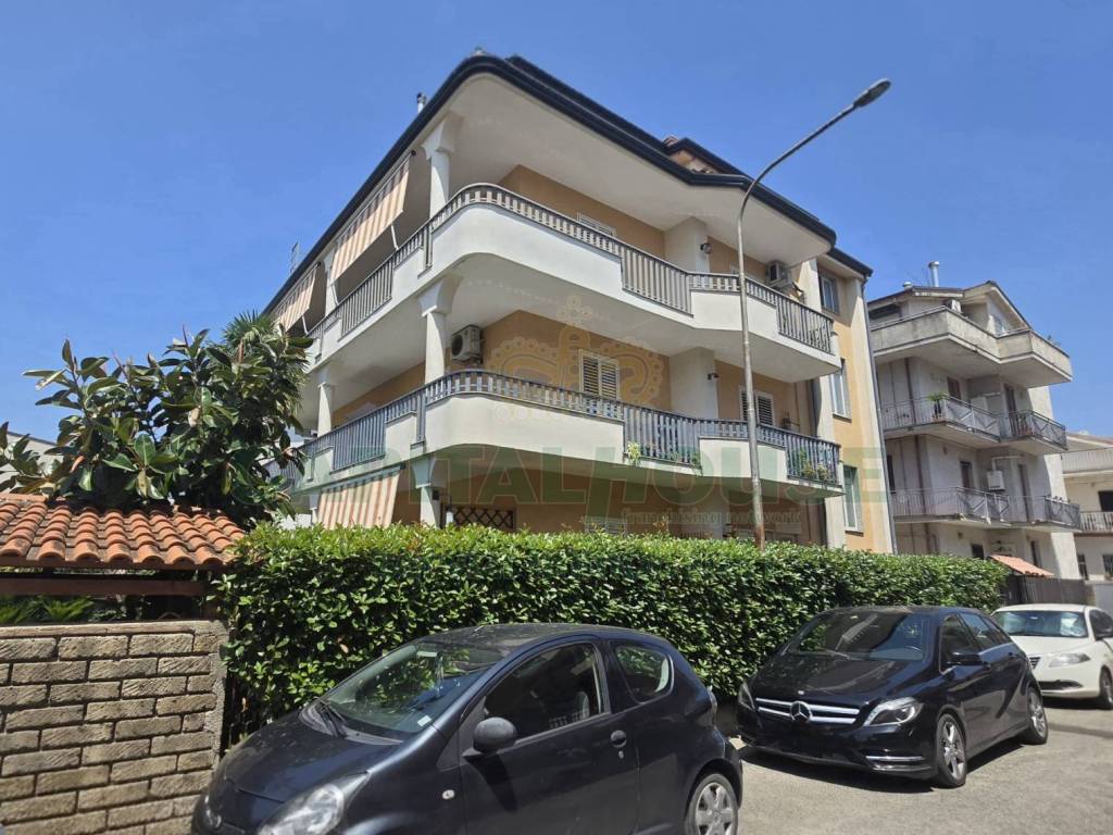 Appartamento a San nicola la strada in Via Grazia Deledda, 13 - Foto 2